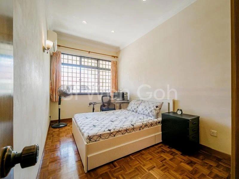 4 Bed Terraced House (Landed) for Sale in  Bedok Ria - Image 4